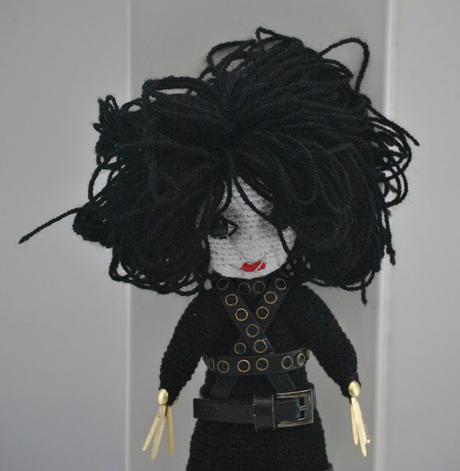 EDUARDO MANOS TIJERAS EN GANCHILLO EDUARDO MANOS TIJERAS EN GANCHILLO