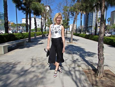 Outfit con Pantalón Gaucho Outfit con Pantalón Gaucho