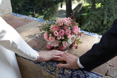 Lorena y Carlos, una romántica boda en Sevilla Lorena y Carlos, una romántica boda en Sevilla