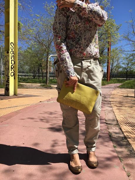 GET FLOWERED.- GET FLOWERED.-