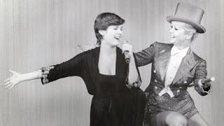 Bright Lights: Starring Carrie Fisher and Debbie Reynolds.