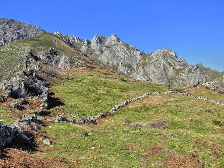 LOS PROFUNDOS VALLES DEL RAIGOSU (Raigosu, Cuadrazales, Forno y L'Gallu)