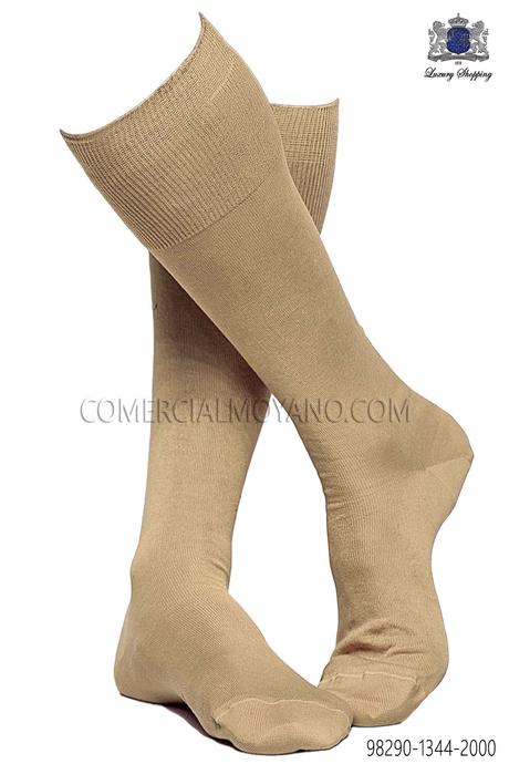 http://www.comercialmoyano.com/es/1366-calcetines-color-dorado-98290-1344-2000-ottavio-nuccio-gala.html