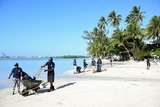 Turismo inició  jornada limpieza de playas a nivel nacional
