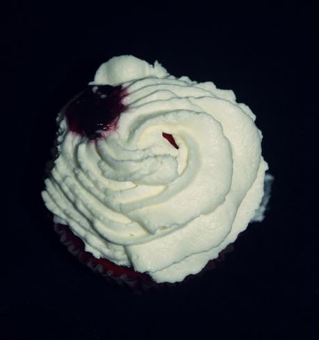 RED VELVET DE CACAHUETE Y MASCARPONE RED VELVET DE CACAHUETE Y MASCARPONE