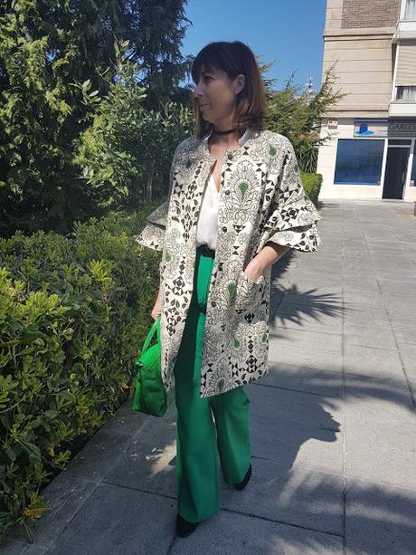 MIS LOOKS - UN PAR DE LOOKS MIS LOOKS - UN PAR DE LOOKS