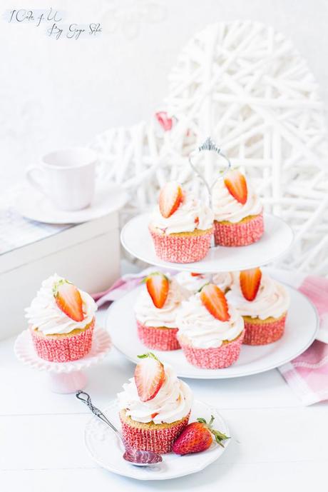 Cupcakes de Fresas y almendra