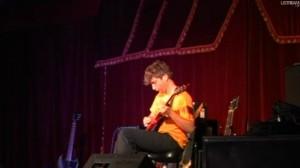 Los récords de las guitarras más increíbles de la historia didonato