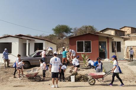 DIRECTV y LATAM Airlines Ecuador estrenan documental sobre la reconstrucción por el terremoto en Ecuador DIRECTV y LATAM Airlines Ecuador estrenan documental sobre la reconstrucción por el terremoto en Ecuador
