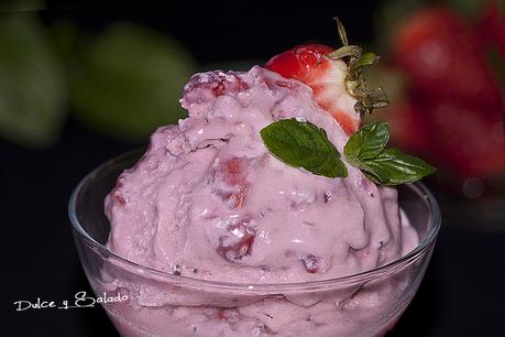 Helado de Yogur con Fresas