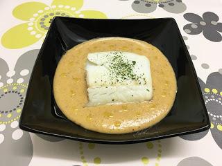 Bacalao con crema de patata, almendras y aceite de trufa