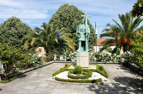 Belmonte, la razón de que Brasil hable portugués Escultura a Pedro Alvares Cabral en este céntrico jardín