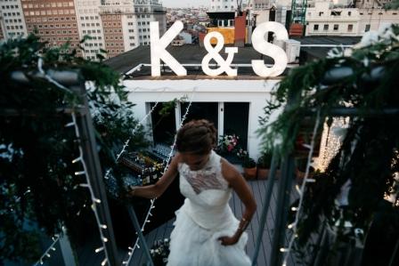 Kathia y Sascha, boda en un ático en el centro de Madrid