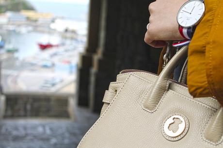 CÓMO COMBINAR UNA PARKA MOSTAZA IMG_1981