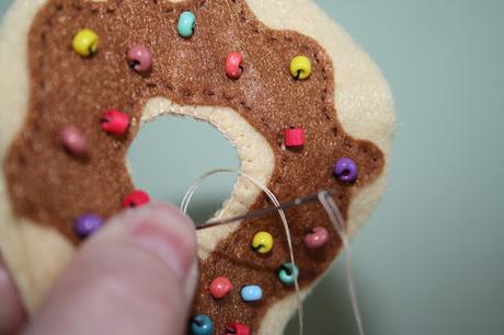 Diy: como hacer un alfiletero donut Diy: como hacer un alfiletero donut