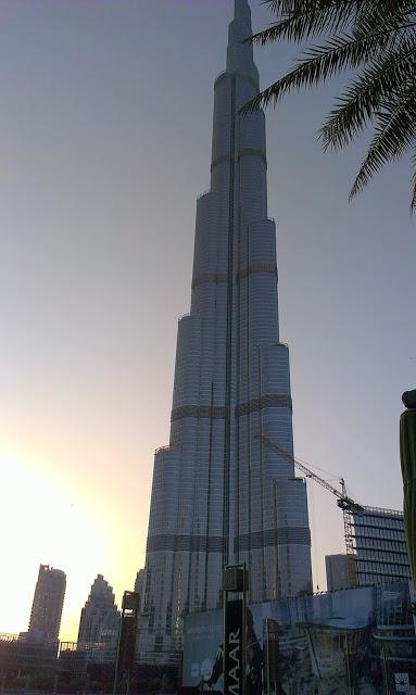 EMIRATOS ARABES: LA TORRE MÁS ALTA DEL MUNDO EN DUBAI EMIRATOS ARABES: LA TORRE MÁS ALTA DEL MUNDO EN DUBAI
