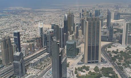 EMIRATOS ARABES: LA TORRE MÁS ALTA DEL MUNDO EN DUBAI EMIRATOS ARABES: LA TORRE MÁS ALTA DEL MUNDO EN DUBAI