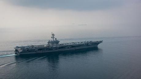 Corea del Norte advierte puede hundir portaaviones Carl Vinson.