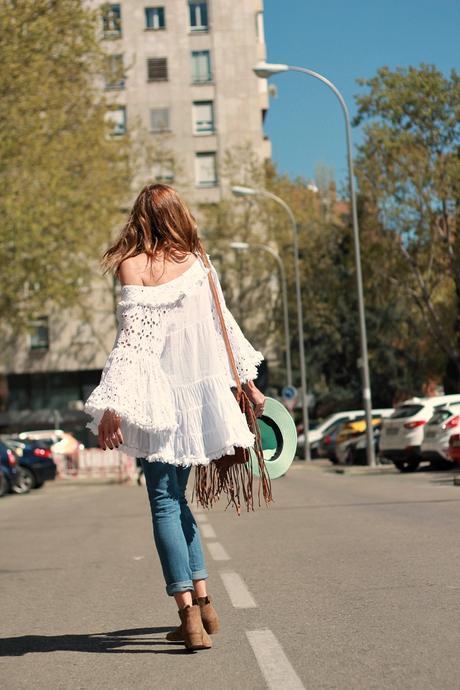 Vestido BOHO  y vaqueros