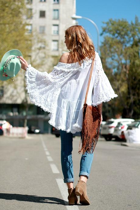 Vestido BOHO  y vaqueros