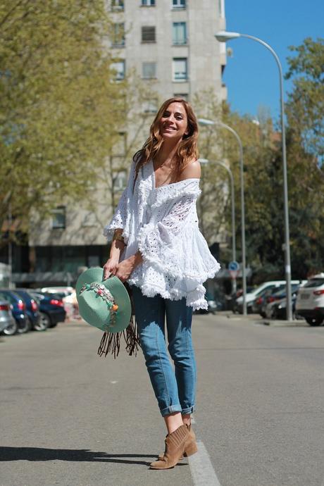 Vestido BOHO  y vaqueros