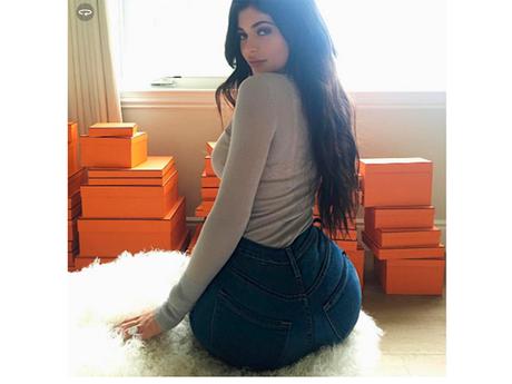 Kylie Jenner prendió la mecha por foto de su gigantesco 