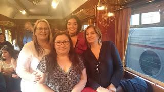 LA NOCHE DE LOS LIBROS - ROSARIO RARO - VOLVER A CANFRANC LA NOCHE DE LOS LIBROS - ROSARIO RARO - VOLVER A CANFRANC