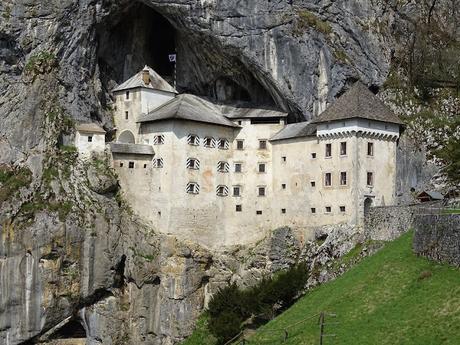 ESLOVENIA: EL CASTILLO DE PREDJAMA