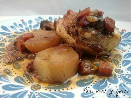Pollo al vino tinto (tradicional o Crock-Pot) Pollo al vino tinto (tradicional o Crock-Pot)