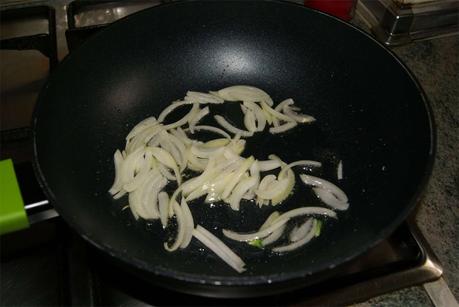 salchichas y brocoli al teriyaki paso 1