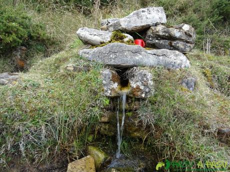 Les Bobies - Gamonal: Fuente Fonfria en el Aramo