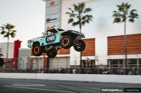 Stadium SUPER Trucks en Long Beach. ¿Alguien ha dicho que no puedan volar?