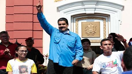 Venezuela se va de la OEA para hacerse respetar, declara presidente Maduro.