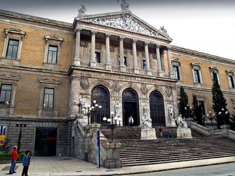 La Biblioteca Nacional, una enorme guardiana