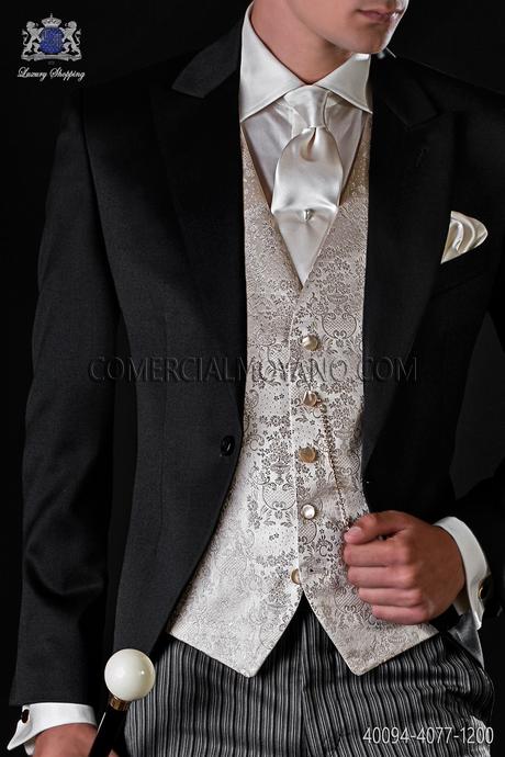 http://www.comercialmoyano.com/es/2863-camisa-saten-de-algodon-marfil-40094-4077-1200-ottavio-nuccio-gala.html