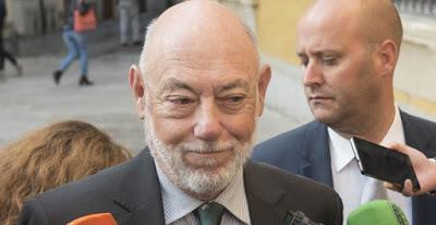 PSOE y Ciudadanos piden la reprobación del fiscal general del Estado y del fiscal Anticorrupción. PSOE y Ciudadanos piden la reprobación del fiscal general del Estado y del fiscal Anticorrupción.
