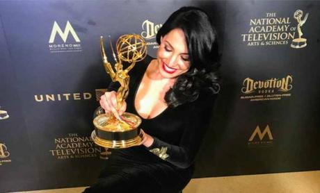 La periodista venezolana Alejandra Oraa (@alejandraoraa)  se alzó con el premio Emmy