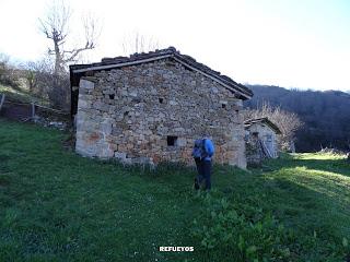 Por la cabecera del valle del Nareo (Fabarín-El Col.léu'l Oro-Col.lá Potrera-El Col.léu Felguera-El Val.le Peral)