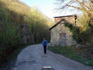 Por la cabecera del valle del Nareo (Fabarín-El Col.léu'l Oro-Col.lá Potrera-El Col.léu Felguera-El Val.le Peral)