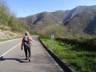 Por la cabecera del valle del Nareo (Fabarín-El Col.léu'l Oro-Col.lá Potrera-El Col.léu Felguera-El Val.le Peral)