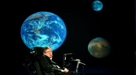 Hawking: Debemos dejar la #tierra en los próximos 100 años Hawking: Debemos dejar la #tierra en los próximos 100 años