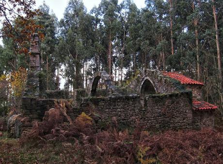 De Buelna a Pimiango (Senda costera por Cobijeru , El Pindal y Monasterio de Tina)