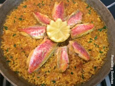 ARROZ CON SALMONENTES