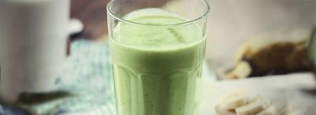 Batido de frutas y té verde