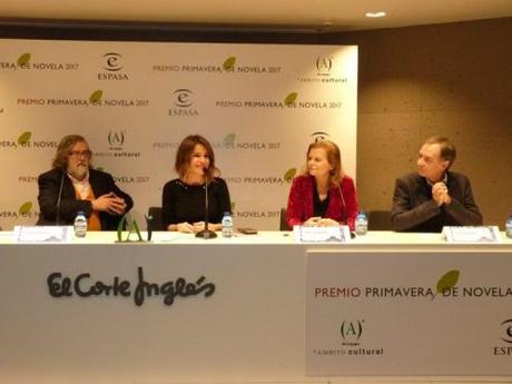 “No soy un monstruo”, de Carme Chaparro “No soy un monstruo”, de Carme Chaparro