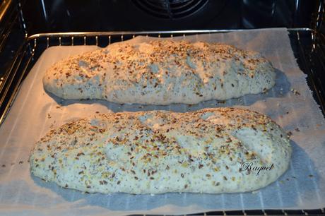 Barras de pan con ocho semillas Barras de pan con ocho semillas