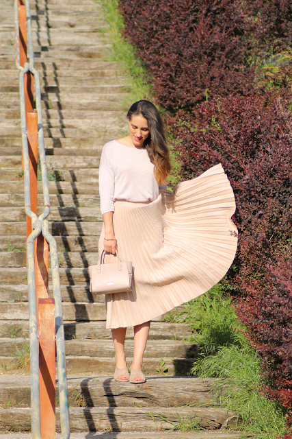 falda midi look