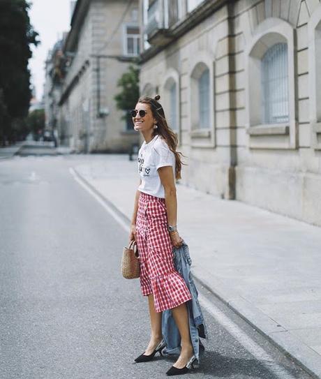 UN LOOK PARA CADA DÍA DE LA SEMANA (90).-