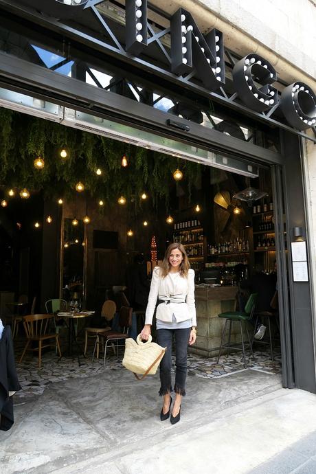 chaqueta con hombreras y fajín-corsé chaqueta con hombreras y fajín-corsé