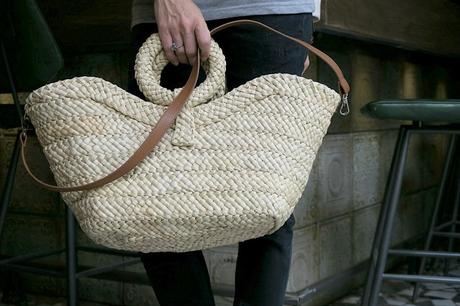 chaqueta con hombreras y fajín-corsé chaqueta con hombreras y fajín-corsé